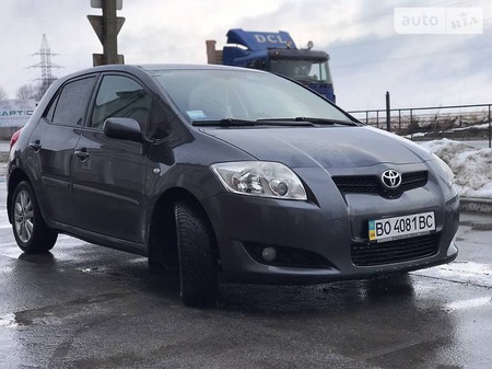 Toyota Auris 2007  випуску Тернопіль з двигуном 1.6 л газ хэтчбек автомат за 7250 долл. 