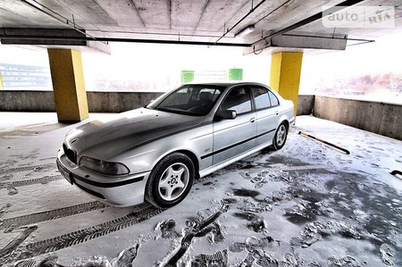 BMW 523 1998  випуску Київ з двигуном 2.5 л газ седан механіка за 5500 долл. 