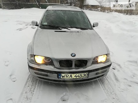 BMW 318 1999  випуску Дніпро з двигуном 1.8 л газ седан механіка за 1700 долл. 