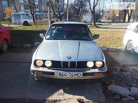 BMW 318 1987  випуску Хмельницький з двигуном 1.8 л бензин купе механіка за 1750 долл. 