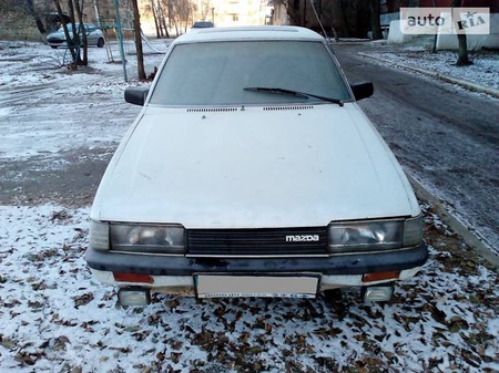 Mazda 626 1987  випуску Донецьк з двигуном 0 л газ седан механіка за 1000 долл. 