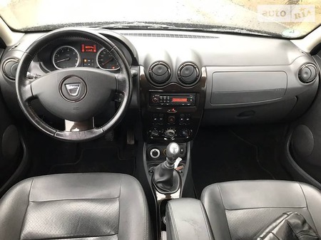 Renault Duster 2011  выпуска Николаев с двигателем 0 л дизель внедорожник механика за 11800 долл. 