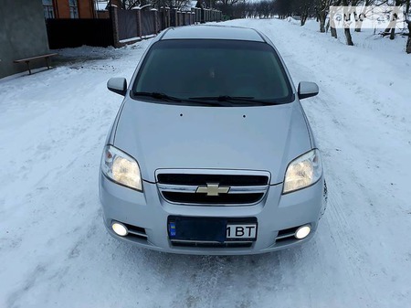 Chevrolet Aveo 2011  випуску Хмельницький з двигуном 1.5 л бензин седан механіка за 5800 долл. 