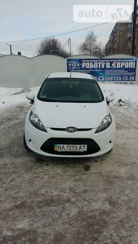 Ford Fiesta 2011  випуску Кропивницький з двигуном 0 л бензин хэтчбек механіка за 8600 долл. 