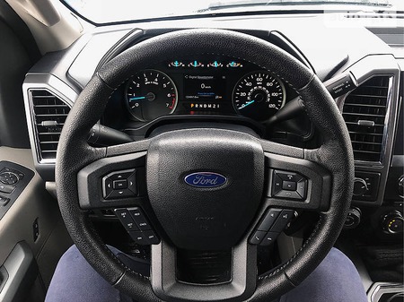 Ford F-150 2016  выпуска Тернополь с двигателем 2.7 л газ пикап автомат за 33000 долл. 
