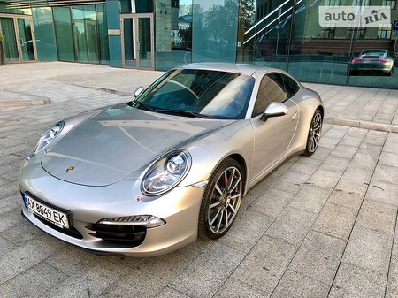Porsche 911 2012  випуску Харків з двигуном 3.8 л бензин  автомат за 75999 долл. 