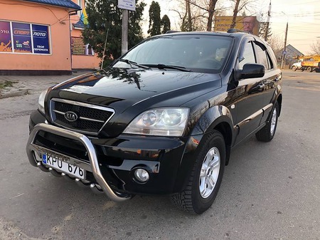 KIA Sorento 2005  випуску Чернівці з двигуном 2.5 л дизель позашляховик автомат за 5700 долл. 