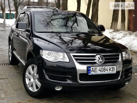 Volkswagen Touareg 2008  выпуска Днепропетровск с двигателем 0 л дизель внедорожник автомат за 15800 долл. 