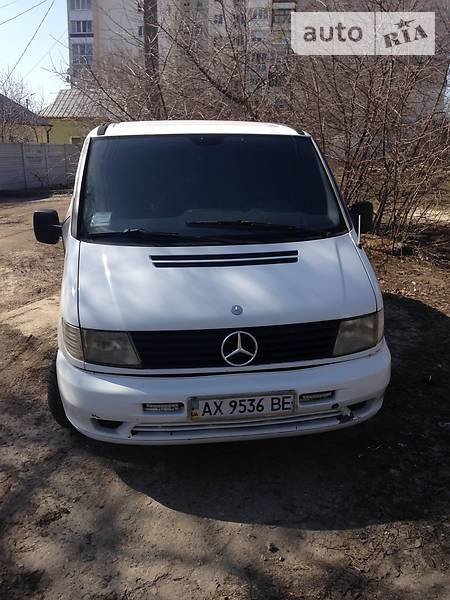 Mercedes-Benz Vito 2000  випуску Харків з двигуном 2.2 л дизель мінівен механіка за 3400 долл. 