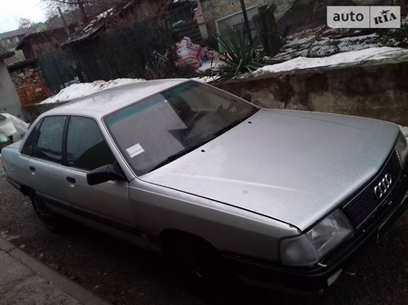 Audi 100 1989  випуску Тернопіль з двигуном 2 л дизель седан механіка за 3000 долл. 