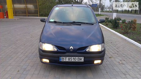 Renault Scenic 1998  випуску Херсон з двигуном 1.6 л бензин мінівен автомат за 4100 долл. 