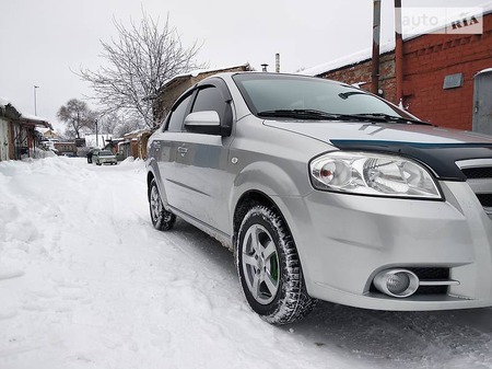 Chevrolet Aveo 2008  випуску Чернігів з двигуном 0 л газ седан механіка за 5700 долл. 
