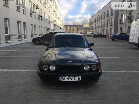 BMW 535 1991  випуску Одеса з двигуном 0 л газ седан механіка за 3499 долл. 