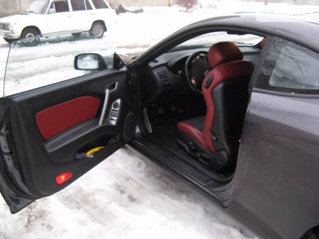 Hyundai Coupe 2008  випуску Київ з двигуном 2 л бензин купе механіка за 8000 долл. 
