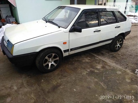 Lada 21093 1998  випуску Запоріжжя з двигуном 1.5 л газ хэтчбек механіка за 2000 долл. 