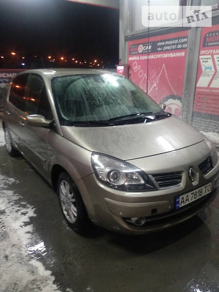 Renault Scenic 2008  випуску Київ з двигуном 1.6 л газ мінівен автомат за 7000 долл. 