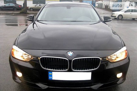 BMW 328 2014  випуску Київ з двигуном 0 л бензин седан автомат за 17000 долл. 
