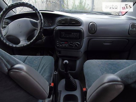 Dodge Ram Van 1999  випуску Луцьк з двигуном 2.5 л дизель мінівен механіка за 4900 долл. 