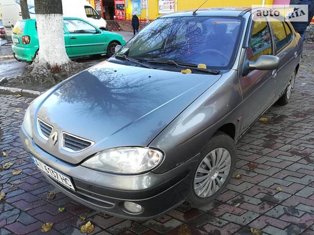 Renault Megane 2002  випуску Київ з двигуном 1.6 л газ седан механіка за 4200 долл. 