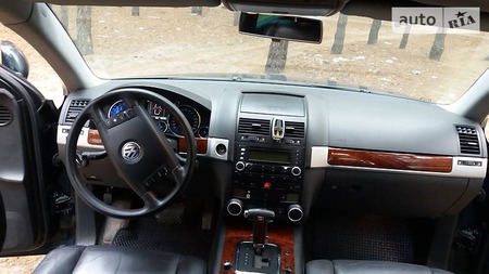 Volkswagen Touareg 2004  випуску Херсон з двигуном 0 л газ позашляховик автомат за 5300 долл. 