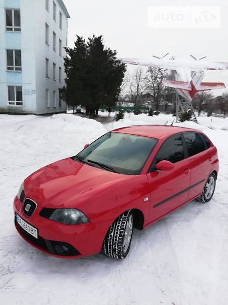 Seat Ibiza 2008  випуску Кропивницький з двигуном 2 л газ хэтчбек механіка за 5650 долл. 