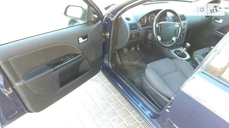 Ford Mondeo 2002  випуску Одеса з двигуном 1.8 л газ хэтчбек механіка за 1900 долл. 