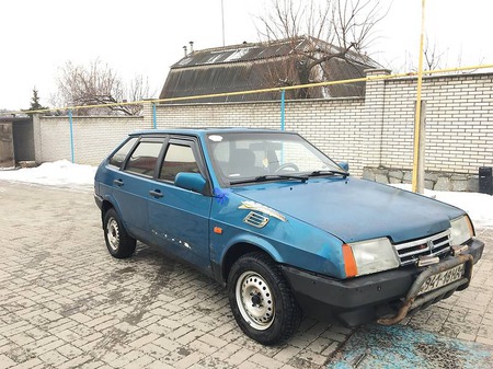 Lada 2109 2000  випуску Запоріжжя з двигуном 0 л газ хэтчбек механіка за 1200 долл. 