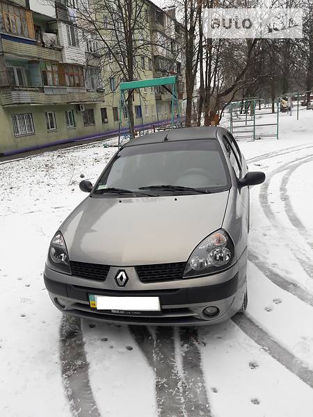 Renault Symbol 2005  випуску Запоріжжя з двигуном 1.4 л газ седан механіка за 5000 долл. 