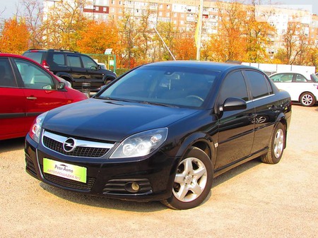 Opel Vectra 2007  випуску Кропивницький з двигуном 2.2 л газ седан автомат за 7200 долл. 