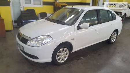 Renault Symbol 2012  випуску Київ з двигуном 1.4 л газ седан механіка за 6000 долл. 