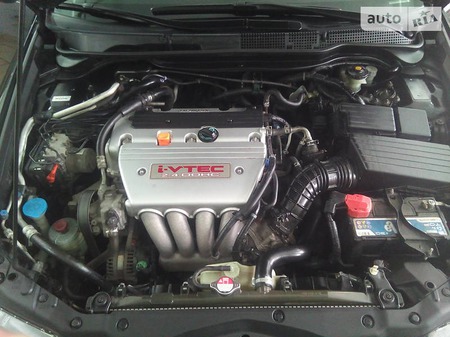 Honda Accord 2006  выпуска Донецк с двигателем 0 л бензин седан механика за 8000 долл. 