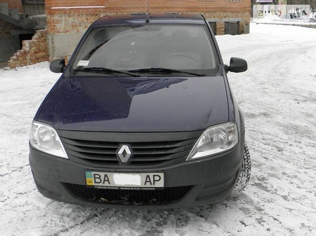 Renault Logan 2009  випуску Кропивницький з двигуном 1.4 л газ седан автомат за 5300 долл. 