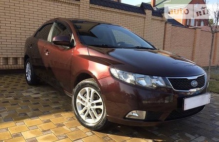 KIA Cerato 2011  випуску Одеса з двигуном 2 л бензин седан автомат за 9899 долл. 