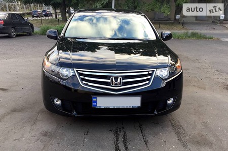Honda Accord 2009  випуску Харків з двигуном 2 л бензин седан автомат за 10400 долл. 