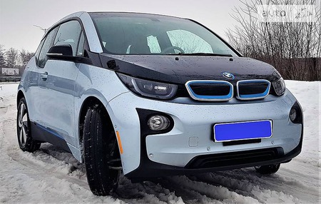 BMW i3 2015  выпуска Киев с двигателем 0 л электро хэтчбек автомат за 20698 долл. 