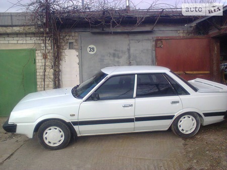 Subaru Leone 1991  випуску Миколаїв з двигуном 0 л газ седан механіка за 2000 долл. 