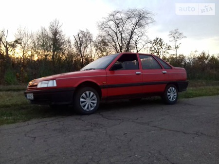 Renault 21 1991  випуску Черкаси з двигуном 0 л газ седан механіка за 1650 долл. 