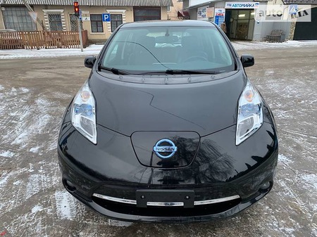 Nissan Leaf 2015  випуску Тернопіль з двигуном 0 л електро хэтчбек автомат за 14500 долл. 