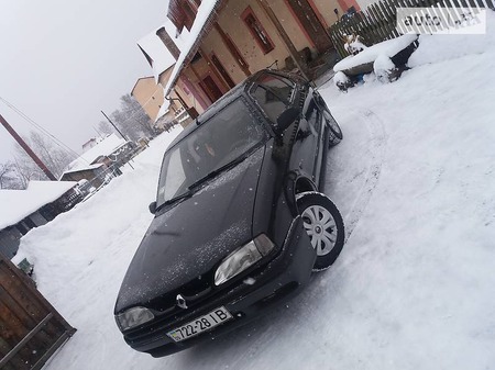 Renault 19 1995  випуску Івано-Франківськ з двигуном 0 л бензин хэтчбек механіка за 2450 долл. 