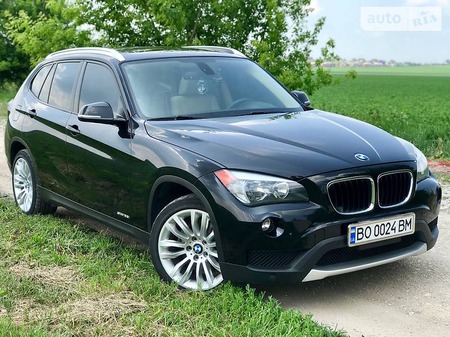 BMW X1 2014  випуску Тернопіль з двигуном 2 л бензин позашляховик автомат за 20500 долл. 