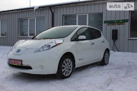 Nissan Leaf 2016  випуску Рівне з двигуном 0 л електро хэтчбек автомат за 15999 долл. 