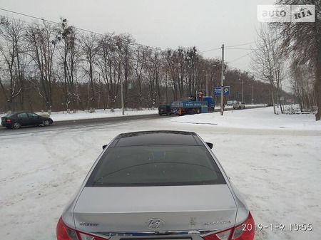 Hyundai Sonata 2012  випуску Вінниця з двигуном 0 л газ седан автомат за 13300 долл. 