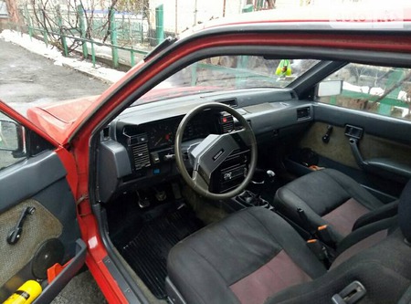 Nissan Sunny 1988  випуску Вінниця з двигуном 1.7 л дизель купе механіка за 1650 долл. 