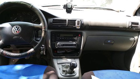 Volkswagen Passat 1998  випуску Черкаси з двигуном 1.9 л дизель універсал механіка за 1400 долл. 