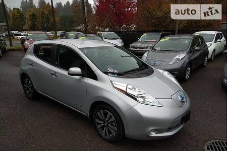 Nissan Leaf 2016  випуску Тернопіль з двигуном 0 л електро хэтчбек автомат за 18500 долл. 