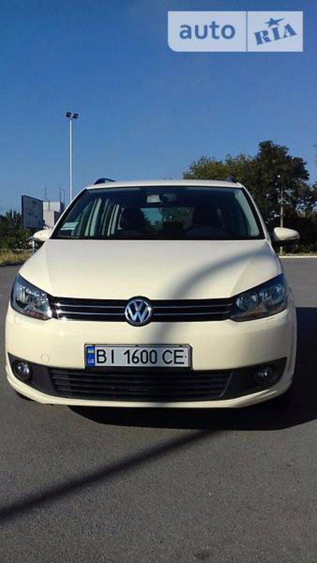 Volkswagen Touran 2011  випуску Запоріжжя з двигуном 1.4 л газ  автомат за 10200 долл. 