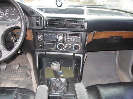 BMW 535 1989  випуску Запоріжжя з двигуном 0 л газ седан механіка за 3700 долл. 