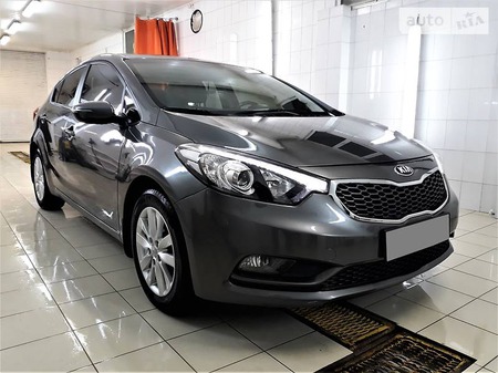 KIA Cerato 2013  випуску Одеса з двигуном 1.6 л бензин седан автомат за 12700 долл. 