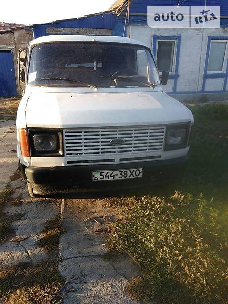 Ford Transit 1983  випуску Запоріжжя з двигуном 0 л дизель мінівен механіка за 649 долл. 