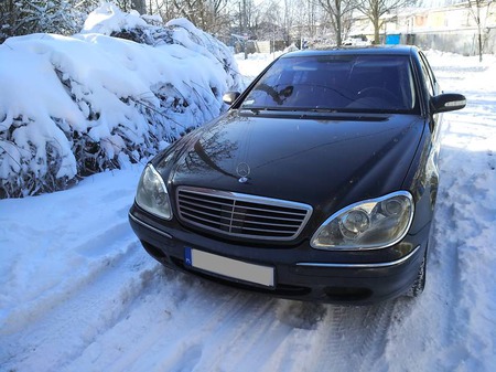 Mercedes-Benz S 320 2000  випуску Дніпро з двигуном 0 л дизель седан автомат за 2199 долл. 